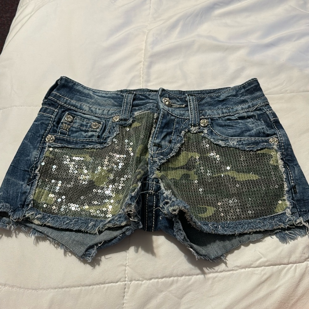 camo miss me jean shorts